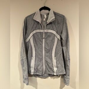 Lululemon define jacket size 10